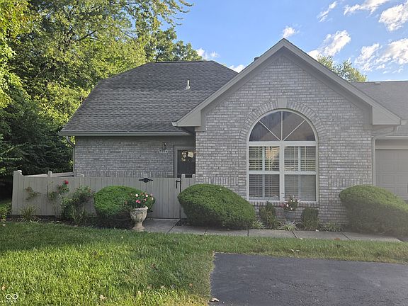 3rd image of 7554 Briarstone Dr