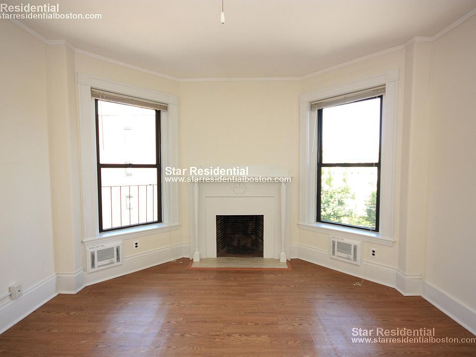 2nd image of 82 Buswell St #3R