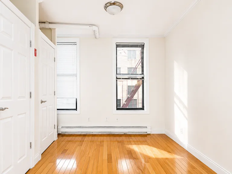 44 Avenue B #4C — Photo 2