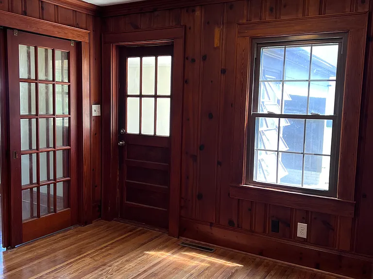 246 W McNeely Ave — Photo 11