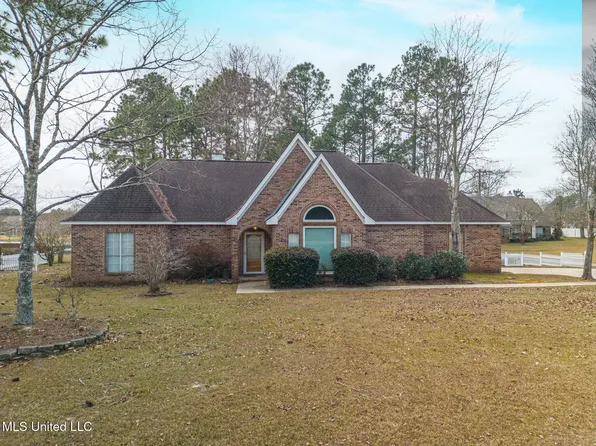 15407 Village Dr, Biloxi, MS 39532