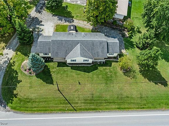 3rd image of 824 Us Highway 250 E