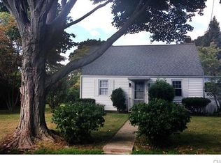 30 Northfield Rd, Fairfield, CT 06824