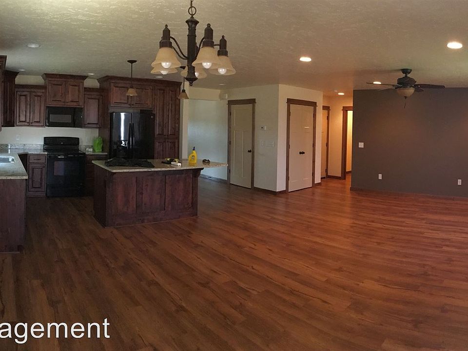 1st image of 917 New Mexico Dr