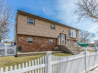1111 Franklin Ave, Valley Stream, NY 11580