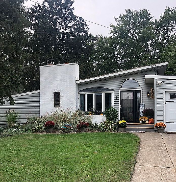 3Bed 2Bath, Open Concept
