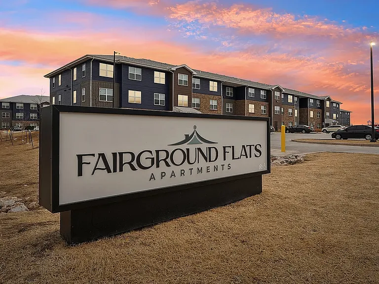 Fairground Flats — Photo 39