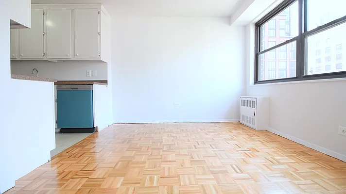 Rented by Corcoran | media 26