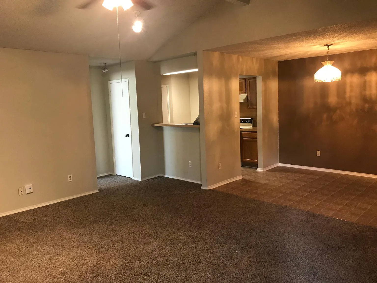 9913 Plainfield Dr — Photo 4