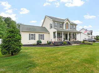 1146 Dianne Ct, Schenectady, NY 12303