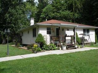 132 Sycamore Grv, Slippery Rock, PA 16057