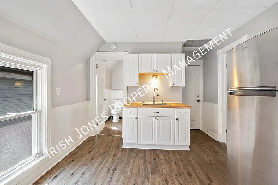 3 bed, 1170 sqft, $1,200 — Photo 4