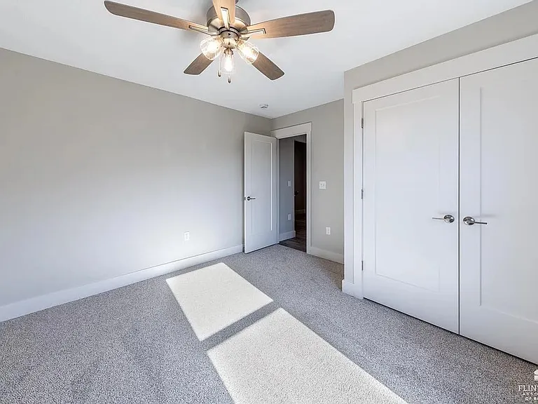 9168 Grammar Ct — Photo 9