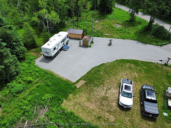 2nd image of 1190 Bacon Rd