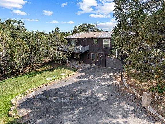 2nd image of 154 Sangre De Cristo Cir