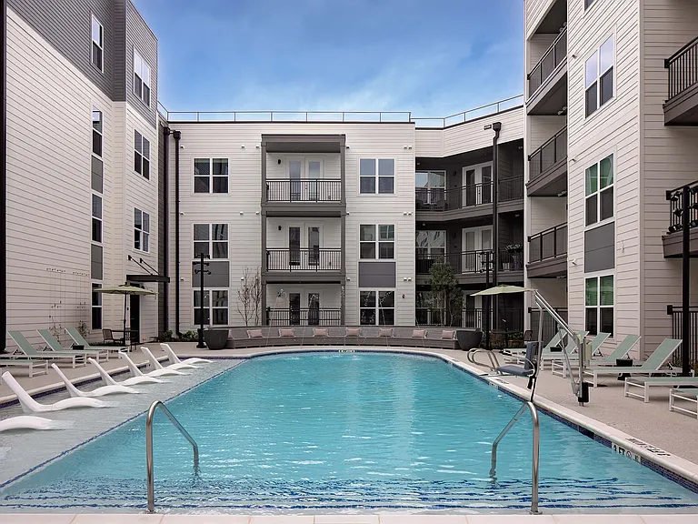 Wayfern Apartments — Photo 21