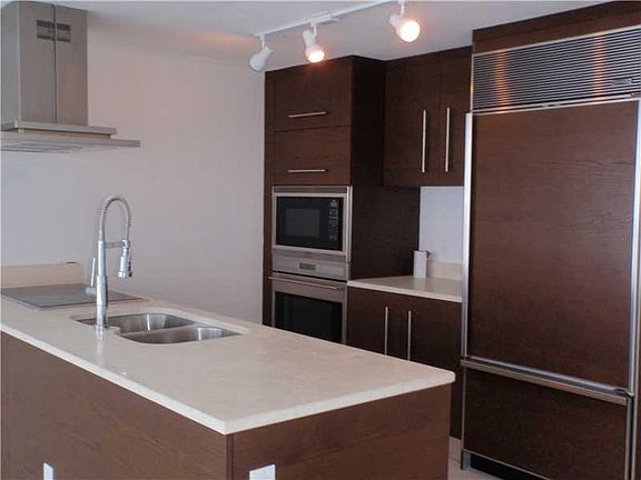 5th image of 495 Brickell Ave APT 3004