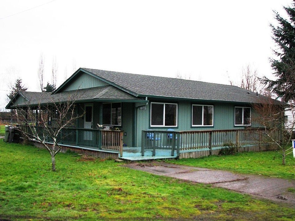2nd image of 1015 33rd Ave