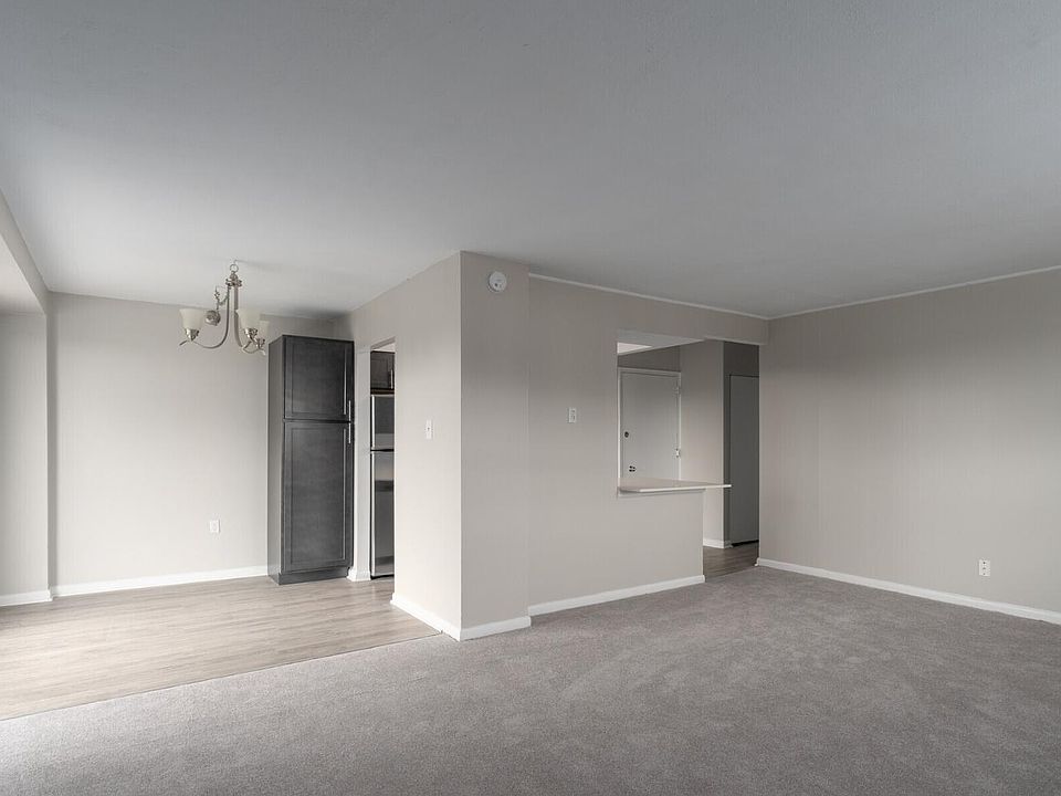 Courtside Square Apartments and Suites 570 W Dekalb Pike King Of