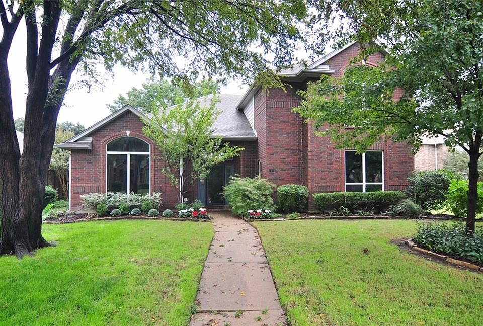 1st image of 2124 Larkspur Dr