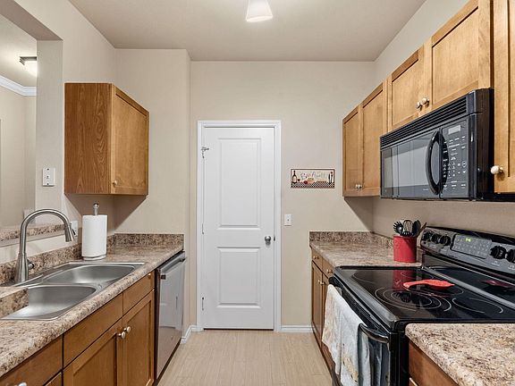 5th image of 13560 Technology Dr APT 1206
