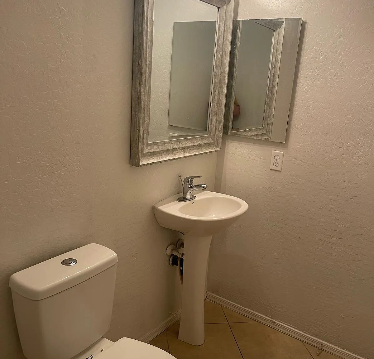 23423 W Mohave St — Photo 4