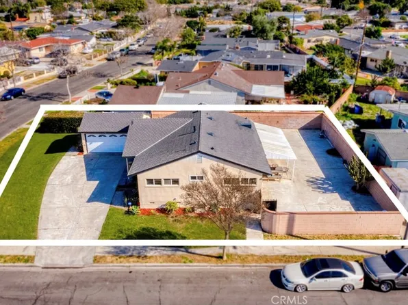 4618 W Maurie Ave, Santa Ana, CA 92703