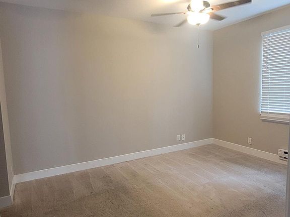 4th image of 145 Shoreline Ct