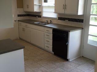 1514 E Luther St, Wichita, KS 67216