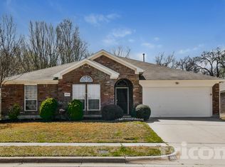 5004 Saddlehorn Dr, Arlington, TX 76017