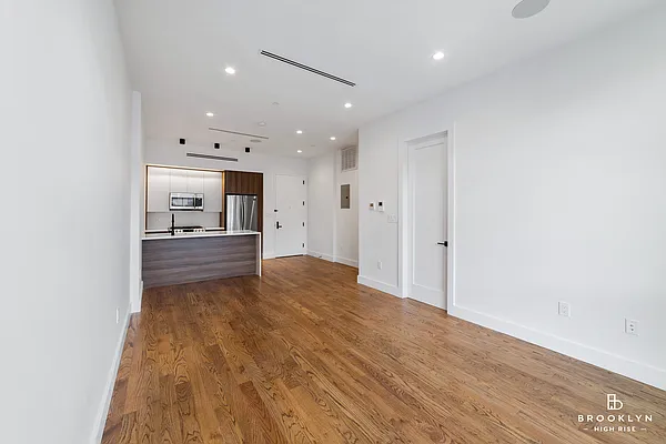 Rented by Brooklyn High Rise LLC | media 8