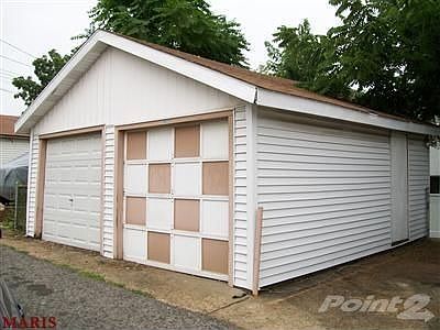 2nd image of 3623 Montana St