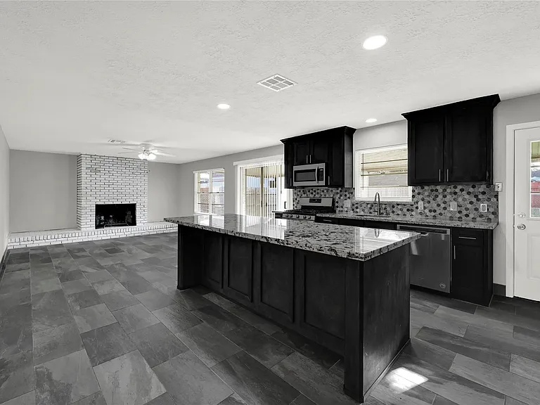 8603 Freewood St — Photo 7