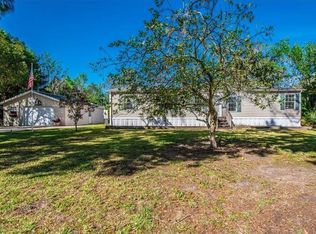 56337 Elm Rd, Astor, FL 32102