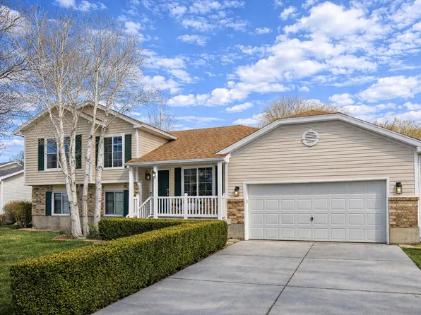 93 E Spyglass Dr, Stansbury Park, UT 84074