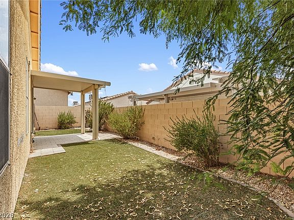 4th image of 5026 Droubay Dr
