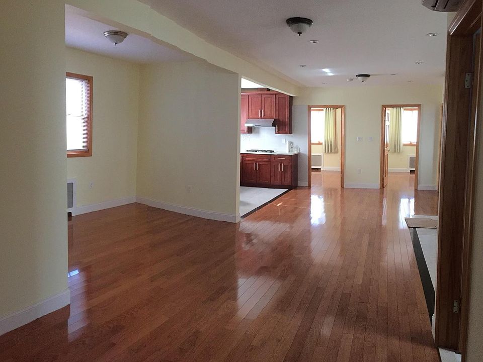 1st image of 5922 160th St Floor 1