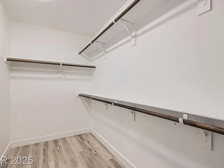 5873 Skyfall Ct — Photo 29