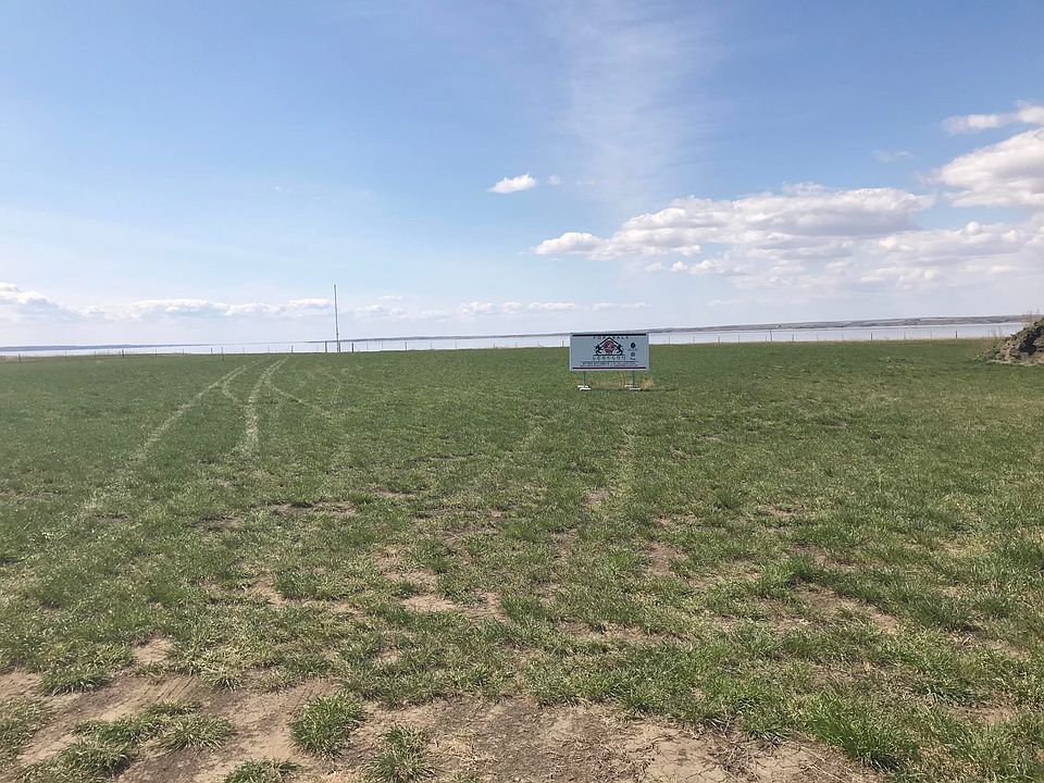 2nd image of 5825 Sandstone Point Rd