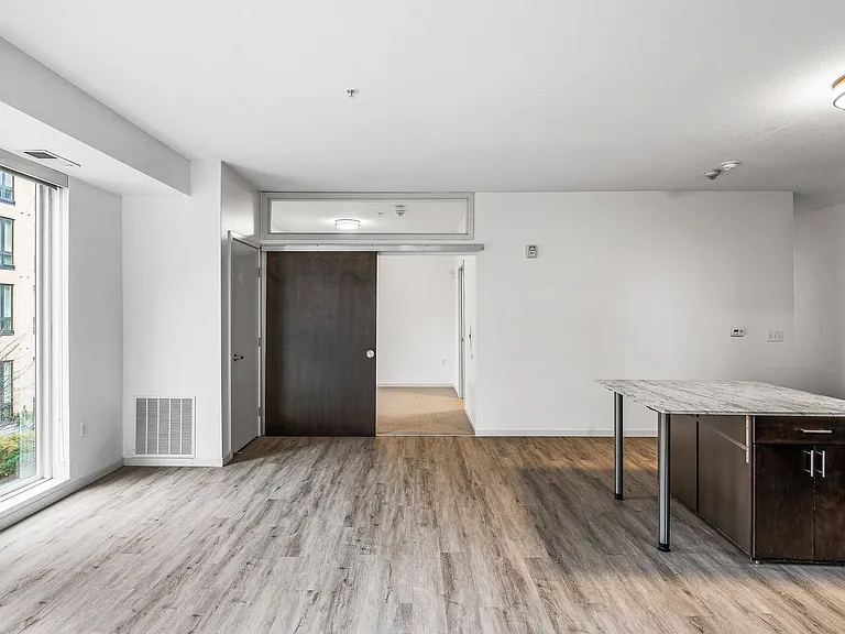 The Flats at West End — Photo 115