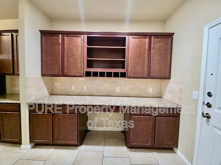 309 Epiphany Ln — Photo 19