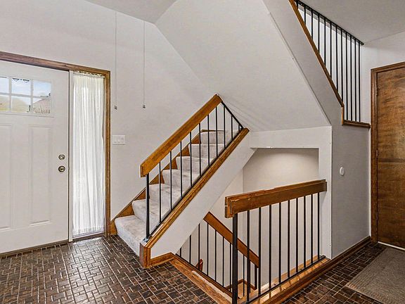 4th image of 2129 Brookhurst Ave #D
