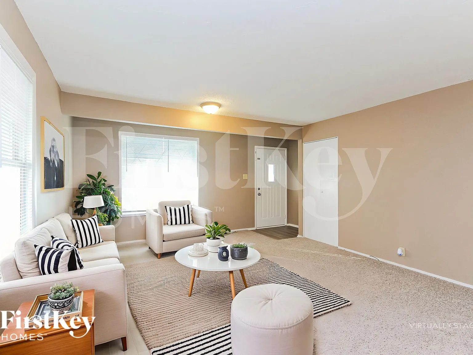 3 bed, 1.0 bath, 1800 sqft, $1,865 — Photo 4