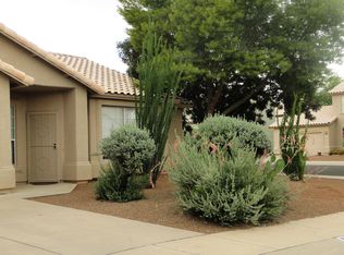 8996 N Lawndale Dr, Tucson, AZ 85743