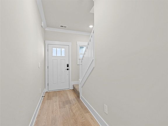 2nd image of 202 Penland Ln