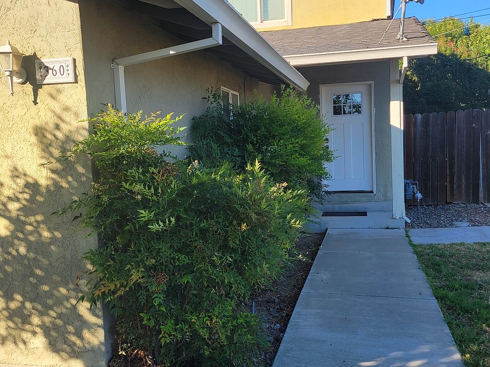 1st image of 360-364 McKenzie Dr #1