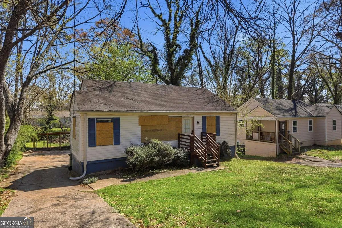 2130 Jernigan Dr SE photo 1