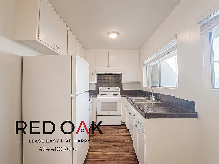 1539 N Alexandria Ave #308 — Photo 11