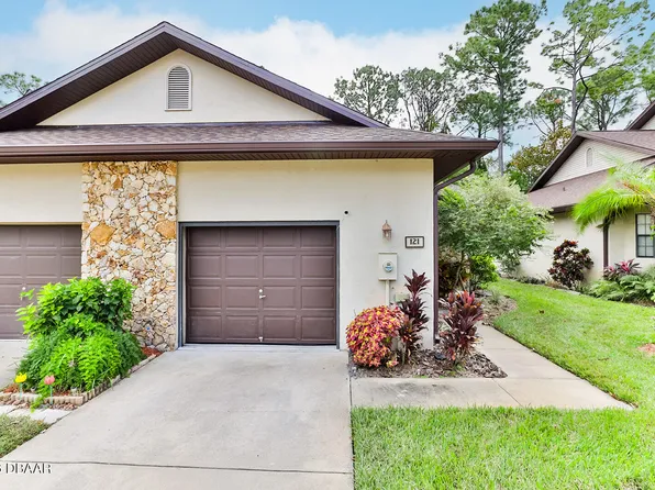 121 Dovecote Ln, Daytona Beach, FL 32114