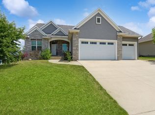 3395 Newcastle Rd, Marion, IA 52302